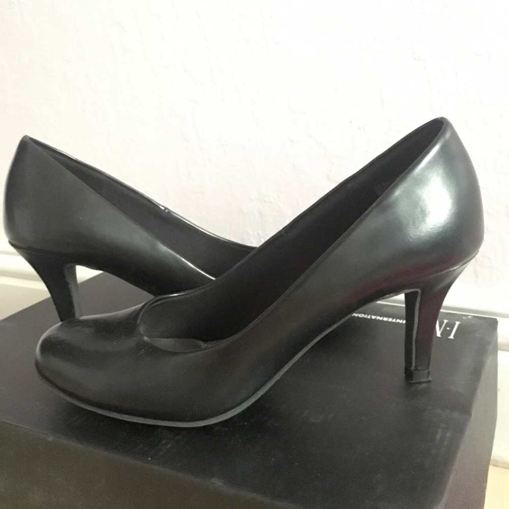 Comfortable Black Heels